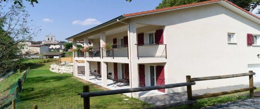 Le Mas De Servant Roulottes Et Chambres D'Hotes Auberives-en-Royans Ngoại thất bức ảnh